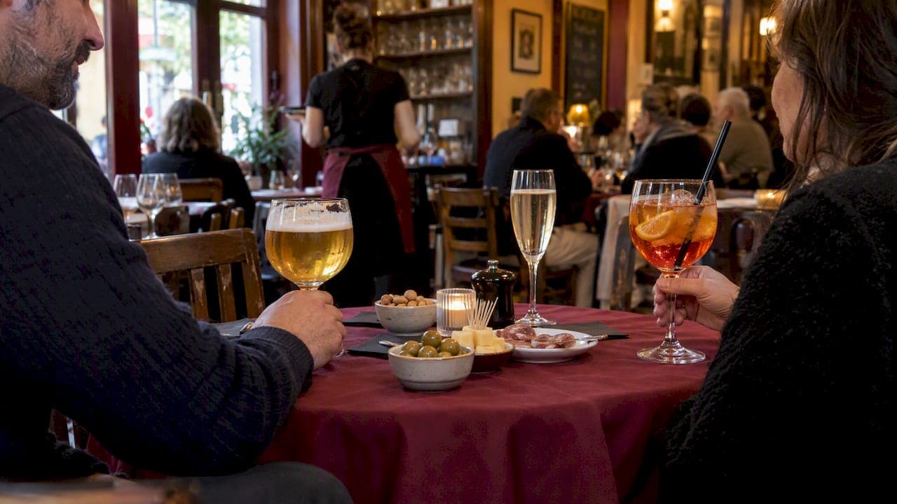 Assortiment d’apéritifs proposé dans un bistrot belge